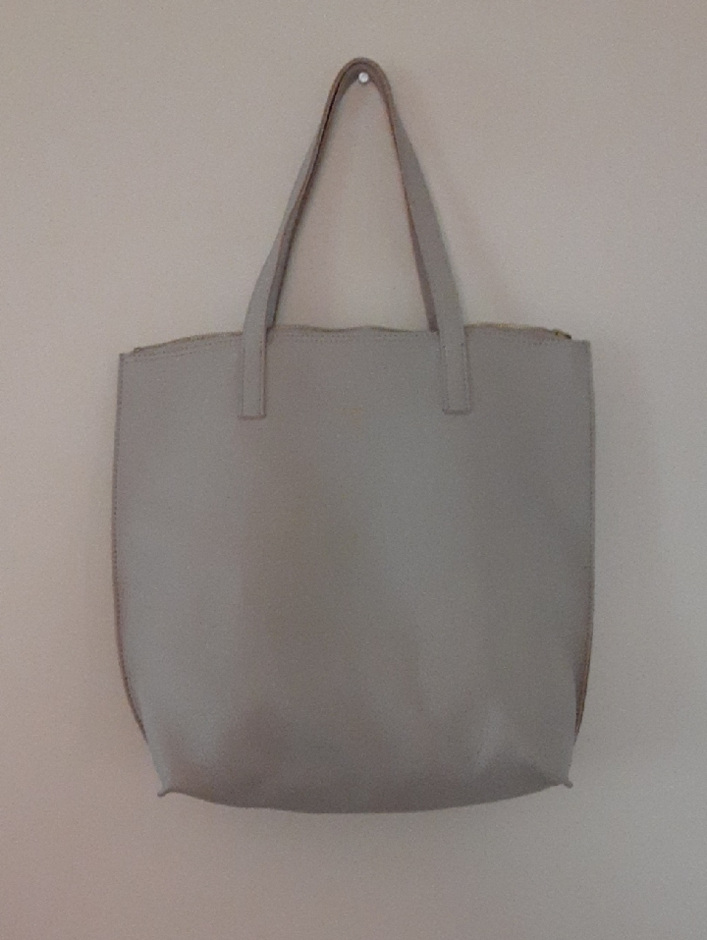Mark & Graham Classic L.Grey Leather Tote  Initial LAS  -
